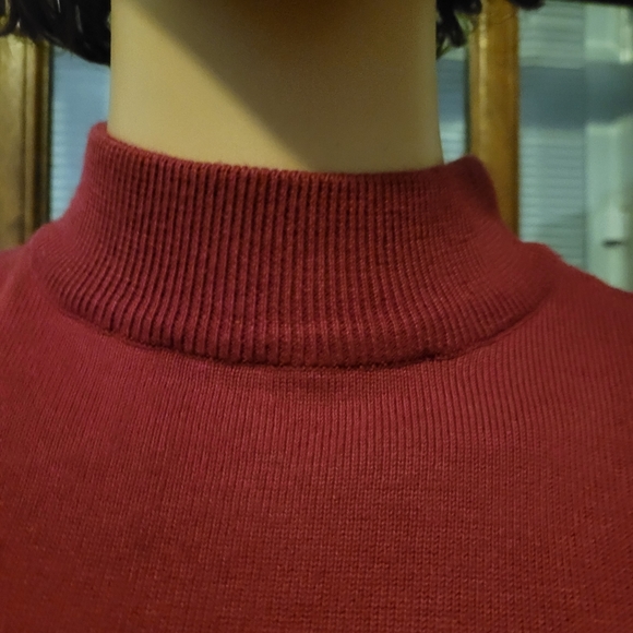 NWOT Joan Rivers Mock Turtleneck Sweater  Size Med - Picture 4 of 5